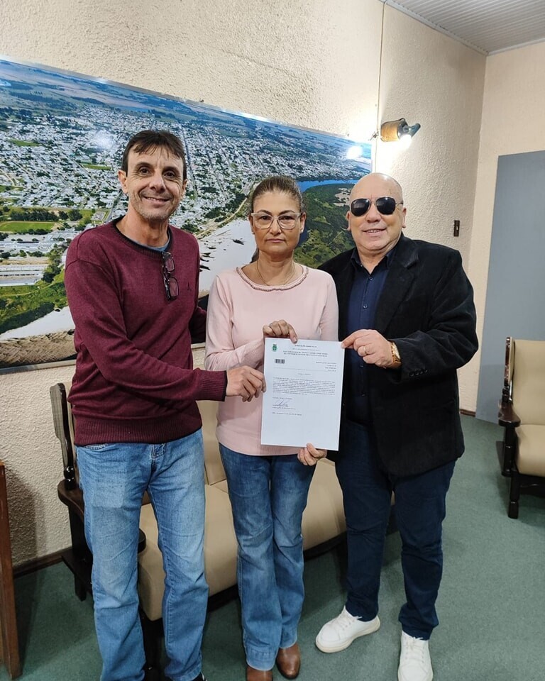 prefeito-municipal-entregou-portaria-de-aposentadoria-3