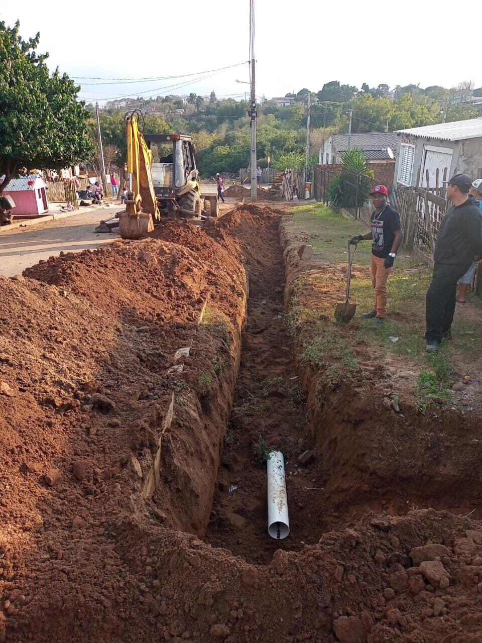 secretaria-de-obras-e-viacao-em-constante-atividade