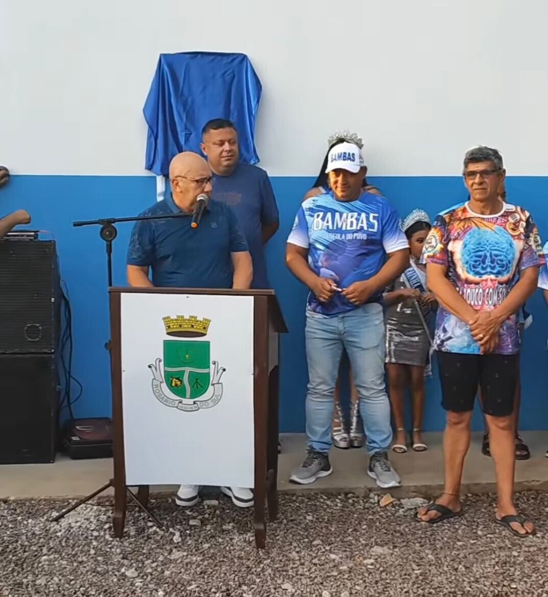 prefeito-vilmar-oliveria-inaugura-pavilao-da-sociedade-recretiva-aos-bambas-da-orgia
