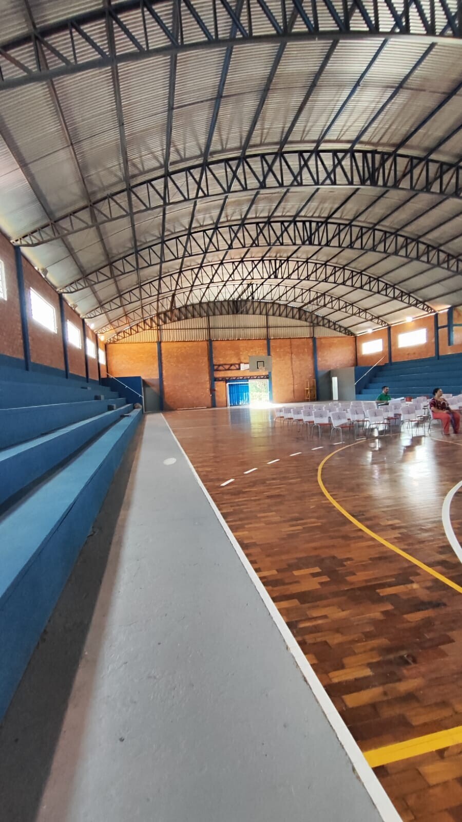 apos-11-de-interdicao-prefeito-vilmar-oliveira-e-vice-prefeito-eduardo-ustra-ribeiro-reinauguram-ginaso