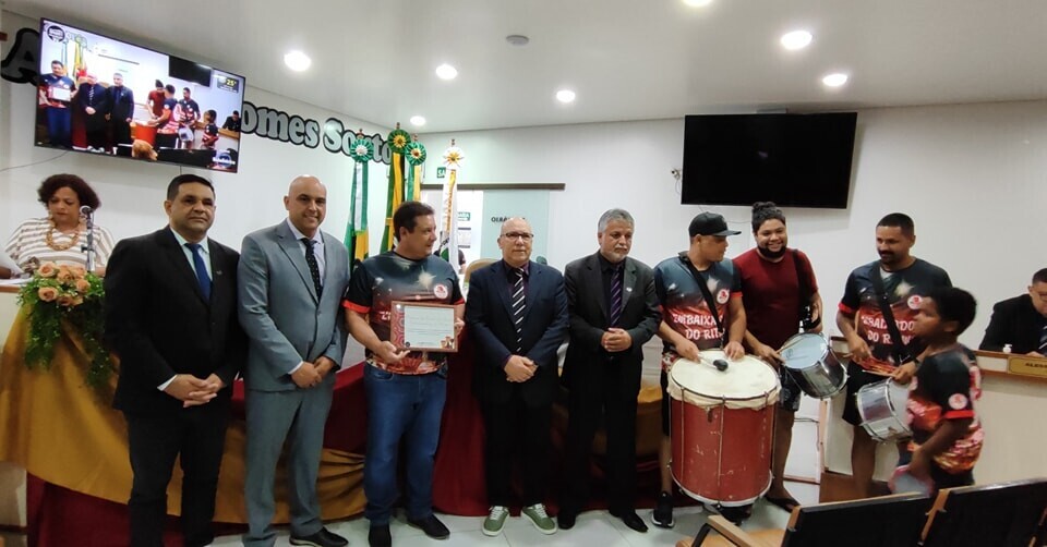 prefeito-municipal-prestigiou-evento-alusivo-ao-dia-da-consciencia-negra-no-poder-legislativo