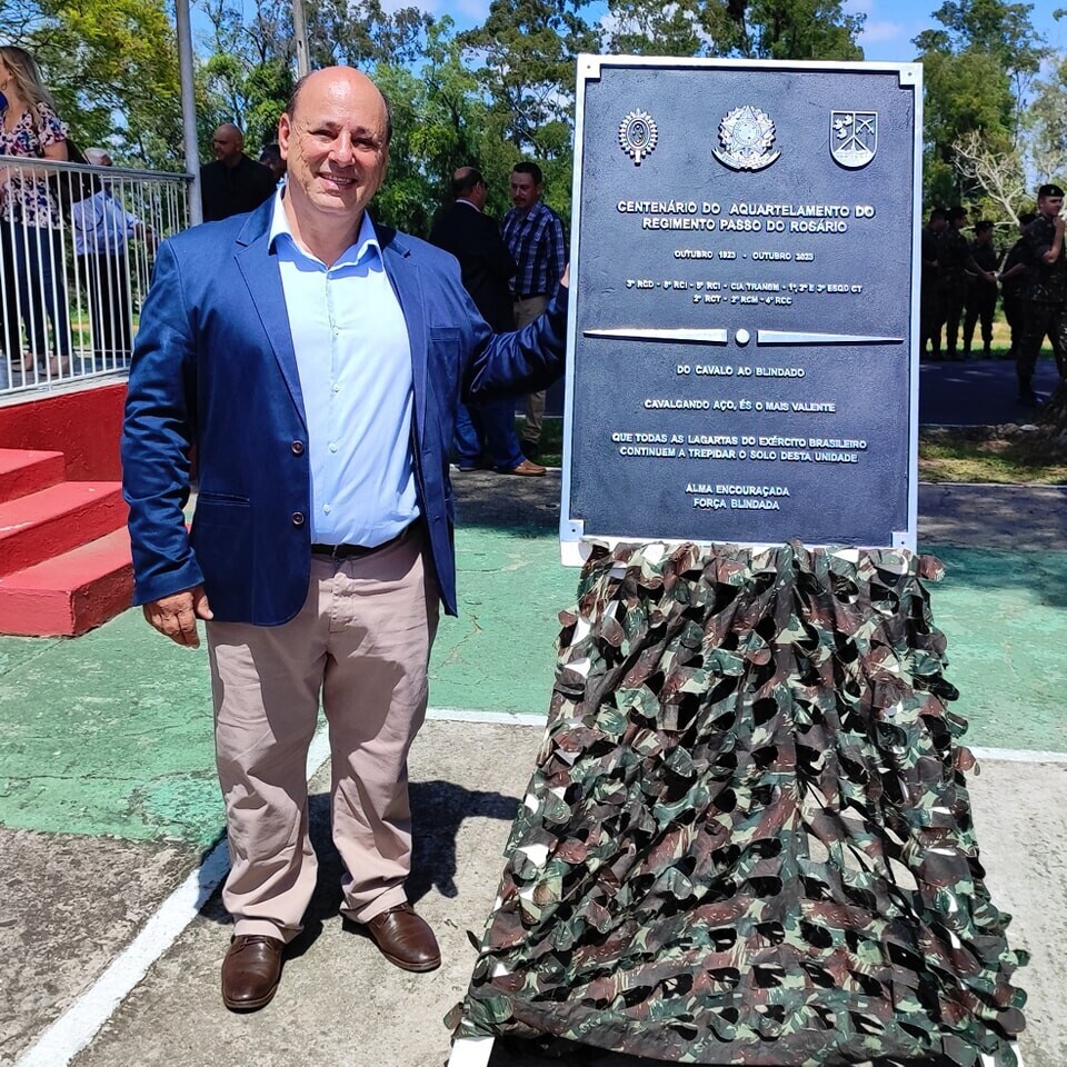 vice-prefeito-eduardo-ustra-ribeiro-esteve-presente-na-solenidade-alusiva-ao-centenario-do-aquartelamento