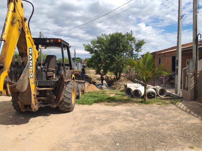 melhorias-no-sistema-de-drenagem-do-bairro-ana-luiza