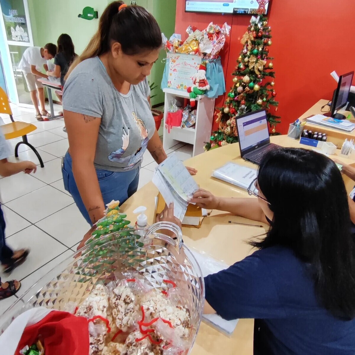 a-secretaria-municipal-da-saude-atraves-da-sala-de-vacinas-realizou-a-atualizacao-das-carteiras-de-vacinacao-em-41-criancas