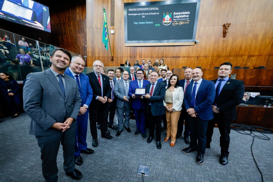 rosario-do-sul-recebe-homenagem-na-assembleia-legislativa-pelos-seus-150-anos